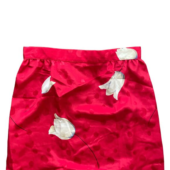 1980s Vintage Bright Red White Tulip Floral Patterned Satin Midi Skirt Size 8 - Picture 2 of 4